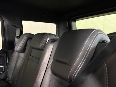 Used 2025 Mercedes-Benz G 550 image 21