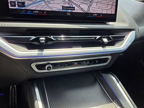 Used 2023 BMW XM AWD/4WD image 34