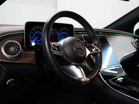 Used 2023 Mercedes-Benz EQE 500 4MATIC SUV image 15