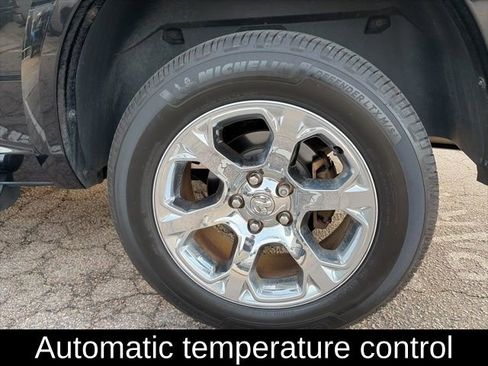 Used 2017 RAM 1500 Laramie w/ Convenience Group image 7