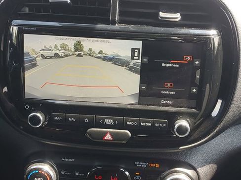 Used 2020 Kia Soul EX FWD image 26