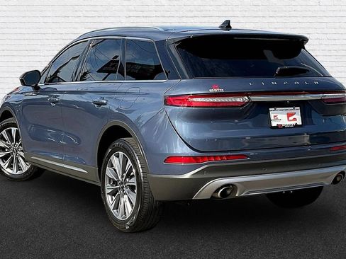 Used 2022 Lincoln Corsair Reserve w/ Elements Package FWD image 4