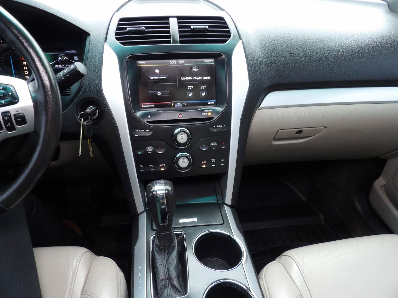 Used 2012 Ford Explorer XLT AWD/4WD image 12
