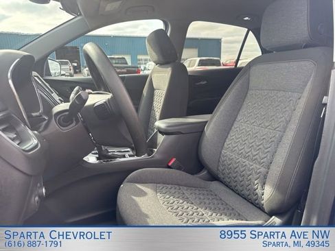 Used 2023 Chevrolet Equinox LT image 12