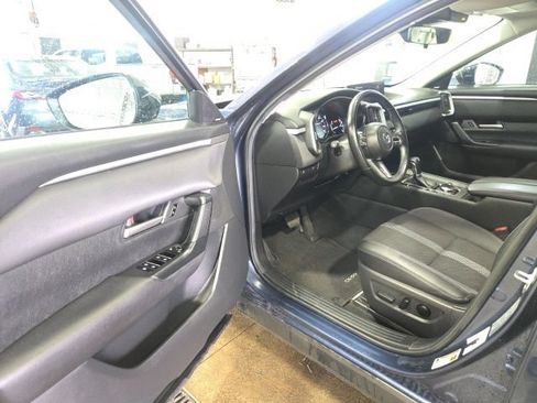 Used 2025 MAZDA CX-50 AWD 2.5 S w/ Premium Package image 18
