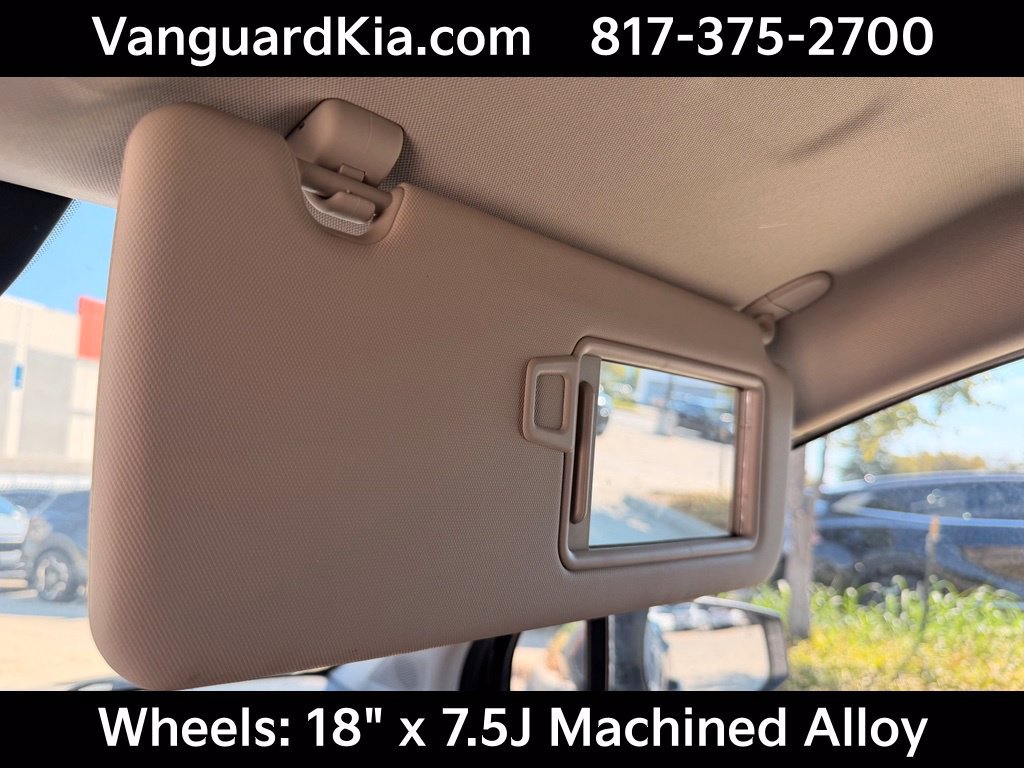 Certified 2025 Kia Sportage EX AWD/4WD image 18