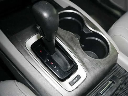 Used 2017 Honda Pilot EX-L image 14