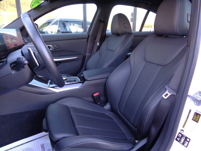 Used 2024 BMW 330i xDrive Sedan w/ Convenience Package AWD/4WD image 9