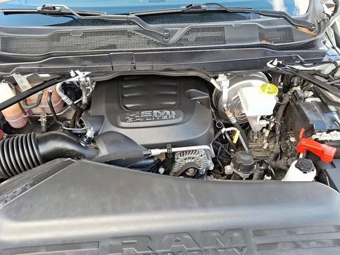 Used 2024 RAM 2500 Big Horn image 33