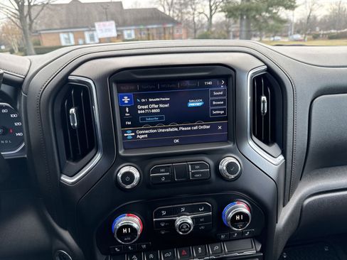 Used 2021 GMC Sierra 1500 AT4 w/ AT4 Preferred Package image 16