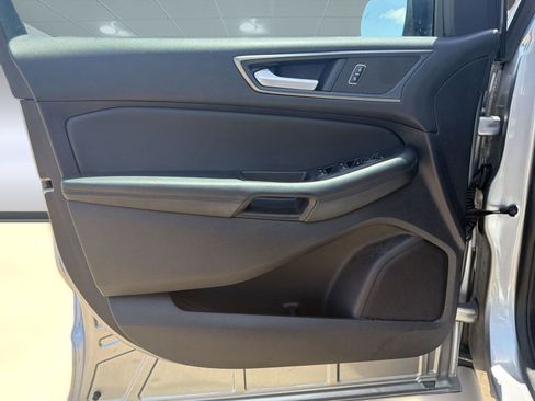 Used 2021 Ford Edge SE FWD image 20