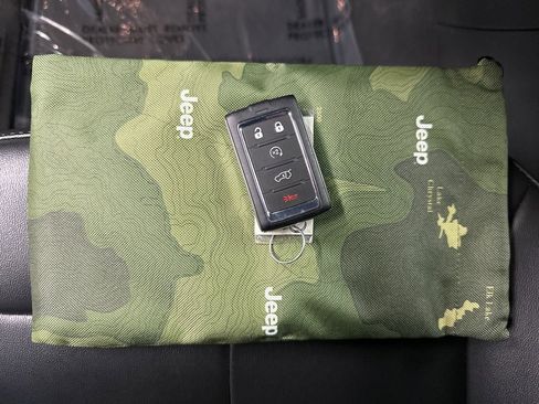 Used 2024 Jeep Grand Cherokee Limited 4xe image 48