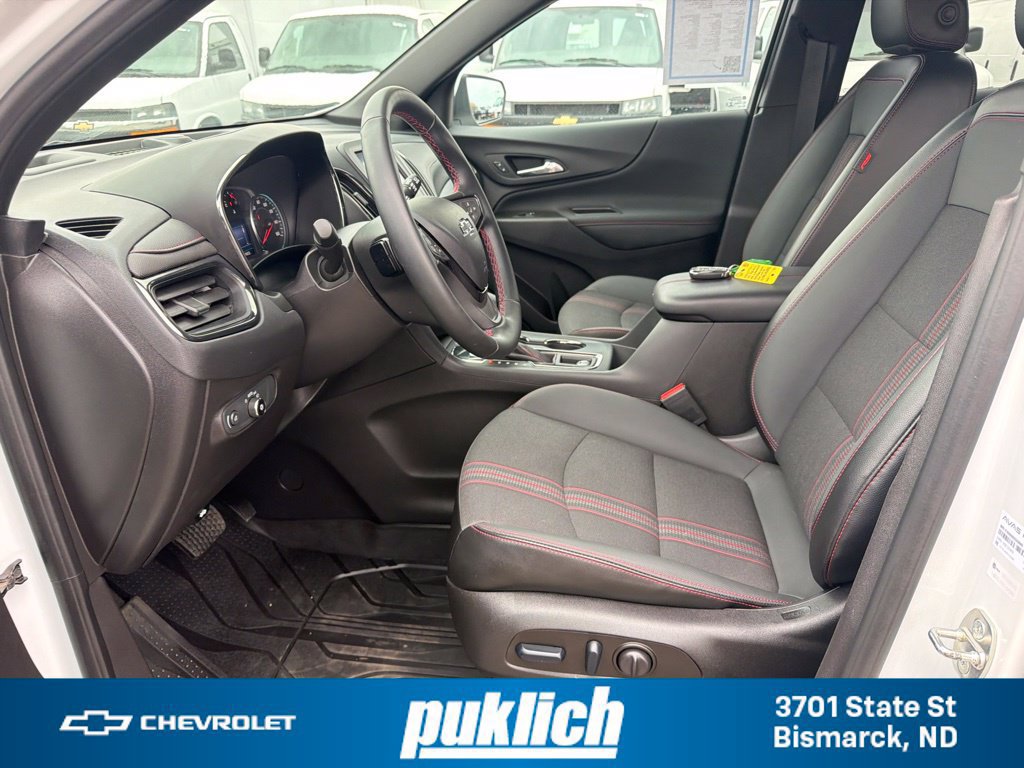 Used 2023 Chevrolet Equinox RS w/ LPO, Floor Liner Package FWD image 26