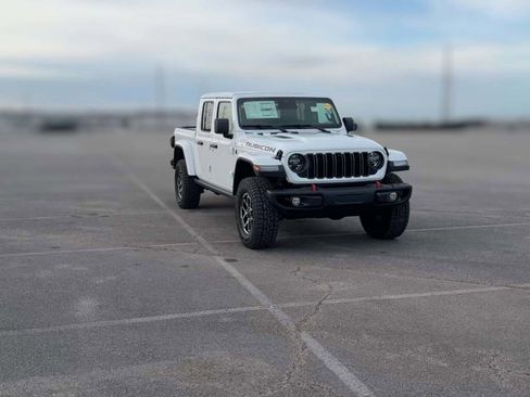 New 2026 Jeep Gladiator Rubicon image 17