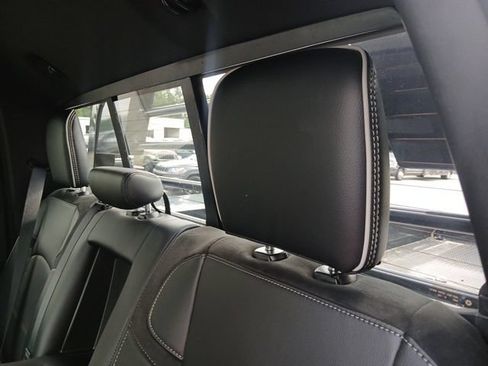 New 2026 RAM 4500 4x4 Crew Cab DRW w/ Laramie Trim Package image 22