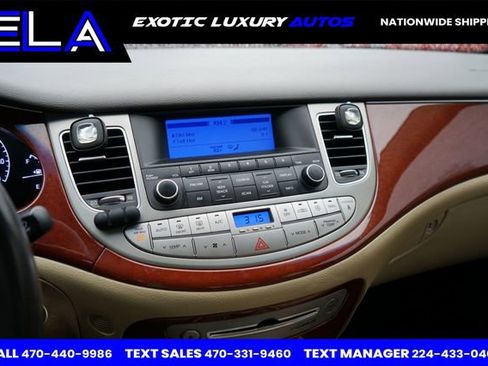 Used 2013 Hyundai Genesis 3.8 image 14