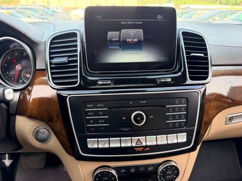 Used 2019 Mercedes-Benz GLS 550 4MATIC image 43