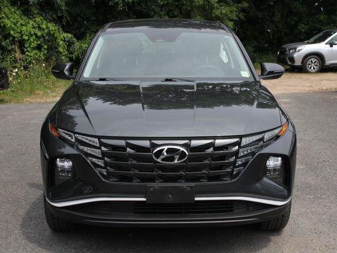 Used 2022 Hyundai Tucson SE AWD/4WD image 2