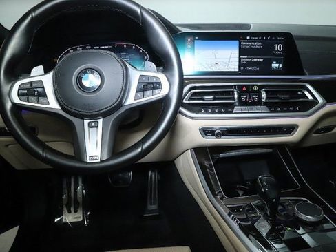 Used 2021 BMW X5 M50i w/ Premium Package image 29