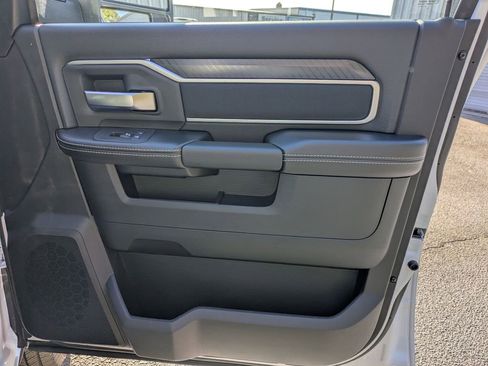 New 2026 RAM 2500 Big Horn AWD/4WD image 35