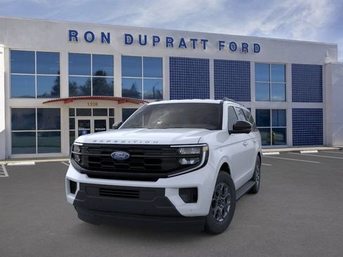 New 2026 Ford Expedition Active AWD/4WD image 3