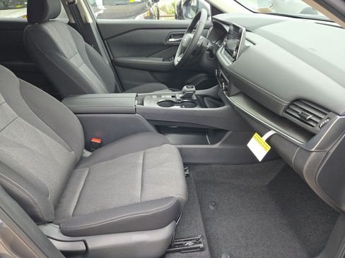 New 2026 Nissan Rogue SV FWD image 20