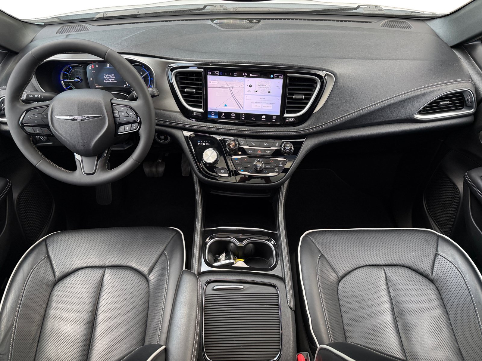 Used 2024 Chrysler Pacifica Premium FWD image 14