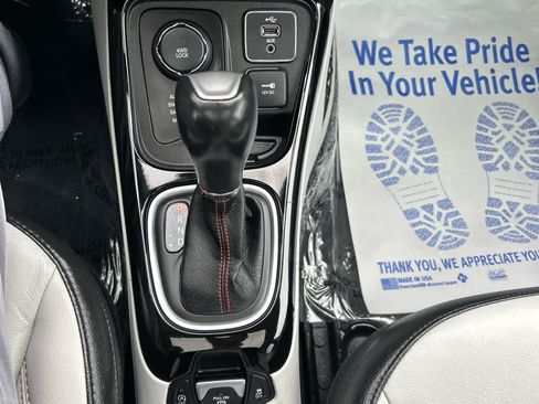 Used 2018 Jeep Compass Limited w/ Navigation Group AWD/4WD image 21