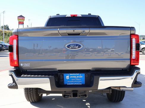 New 2026 Ford F250 Lariat w/ Lariat Ultimate Package image 4