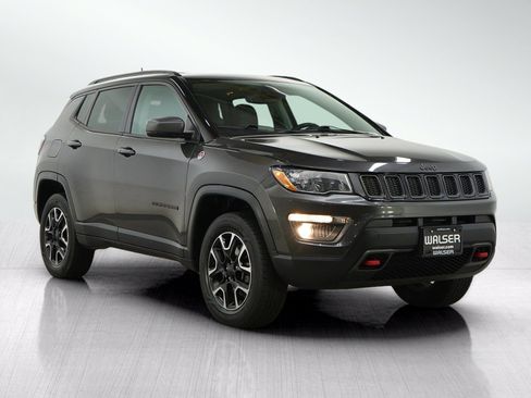 Used 2020 Jeep Compass Trailhawk w/ Leather Interior Group AWD/4WD image 7