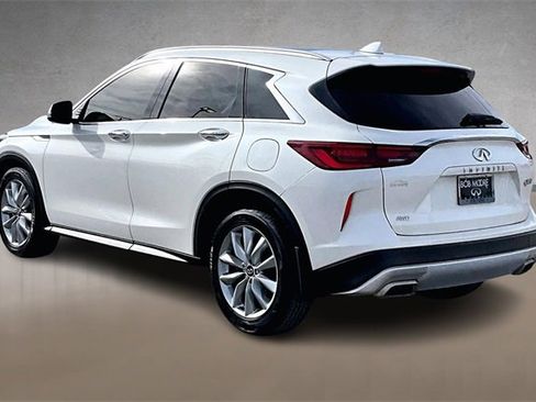 Used 2022 INFINITI QX50 Essential image 10