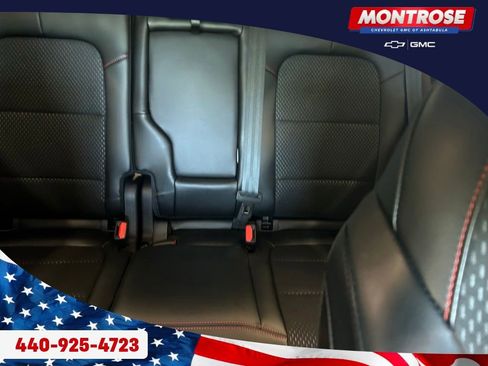 Used 2025 Ford Escape ST-Line w/ Cold Weather Package FWD image 20