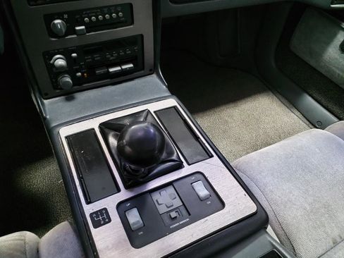 Used 1986 Pontiac Fiero GT image 12