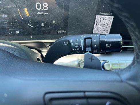 Used 2025 Hyundai Kona Limited AWD/4WD image 21