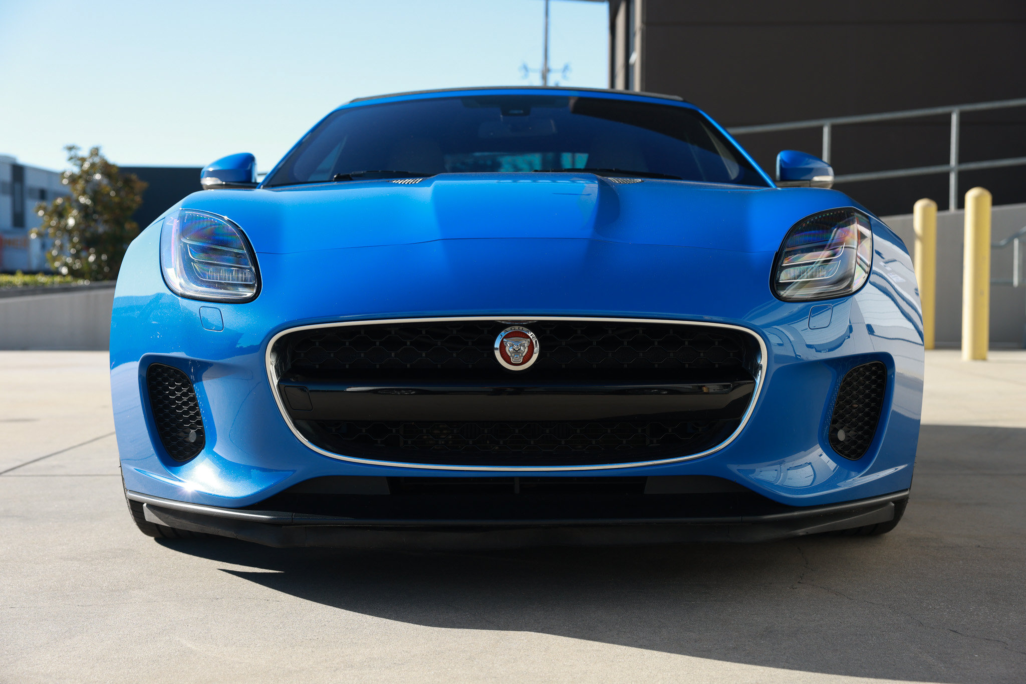 Used 2018 Jaguar F-TYPE Convertible RWD image 21