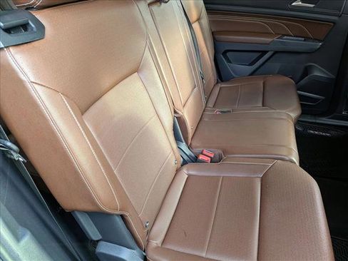 Used 2021 Volkswagen Atlas SEL R-Line FWD image 19