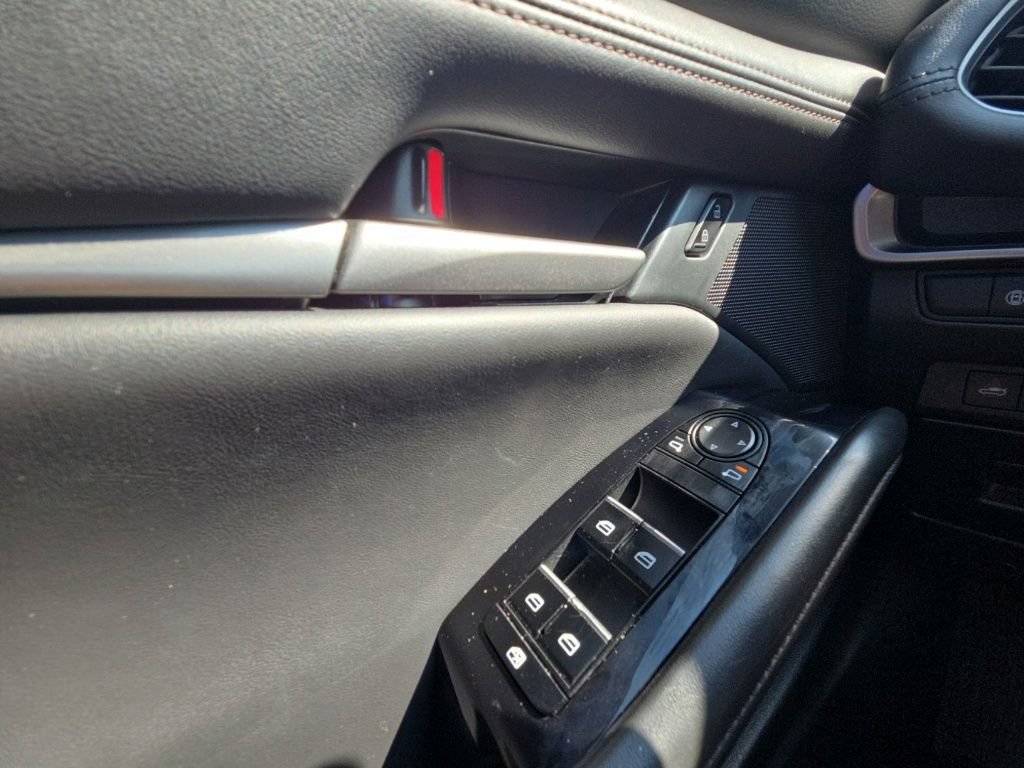 Used 2024 MAZDA MAZDA3 s FWD image 24