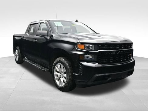 Used 2020 Chevrolet Silverado 1500 Custom w/ Custom Value Package AWD/4WD image 7