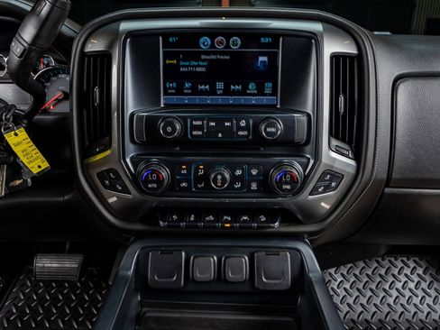 Used 2016 Chevrolet Silverado 1500 LTZ Z71 image 21