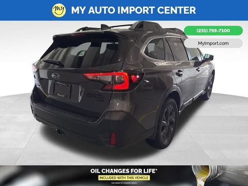 Used 2021 Subaru Outback Onyx Edition XT w/ Popular Package #2 image 7