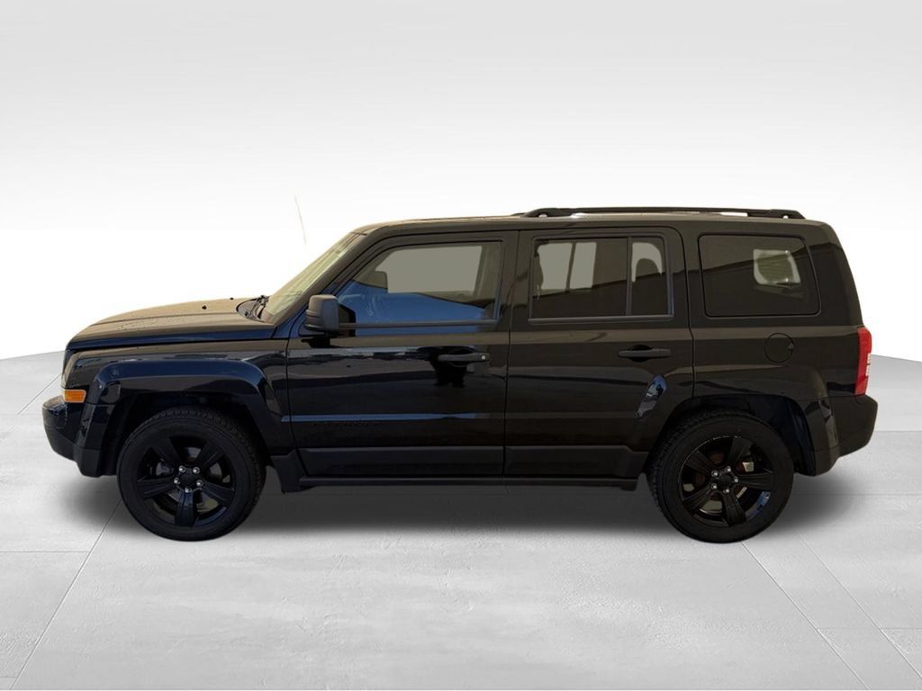 Used 2015 Jeep Patriot Sport FWD image 8