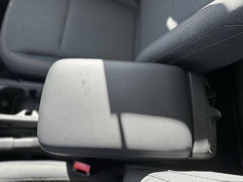 Used 2025 Jeep Gladiator Sport image 22