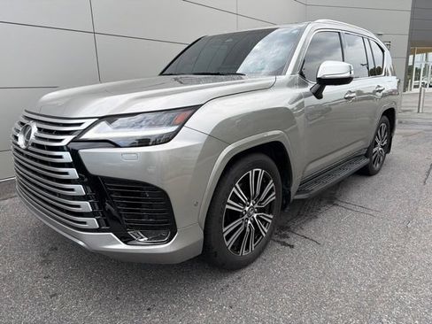 Used 2025 Lexus LX 700h Luxury AWD/4WD image 1