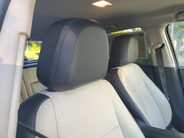 Certified 2018 Buick Encore Preferred FWD image 24