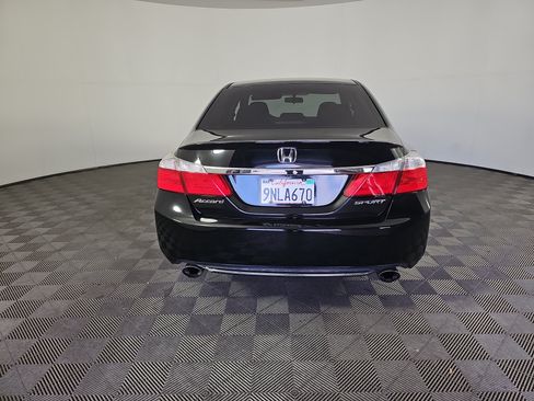 Used 2015 Honda Accord Sport image 5