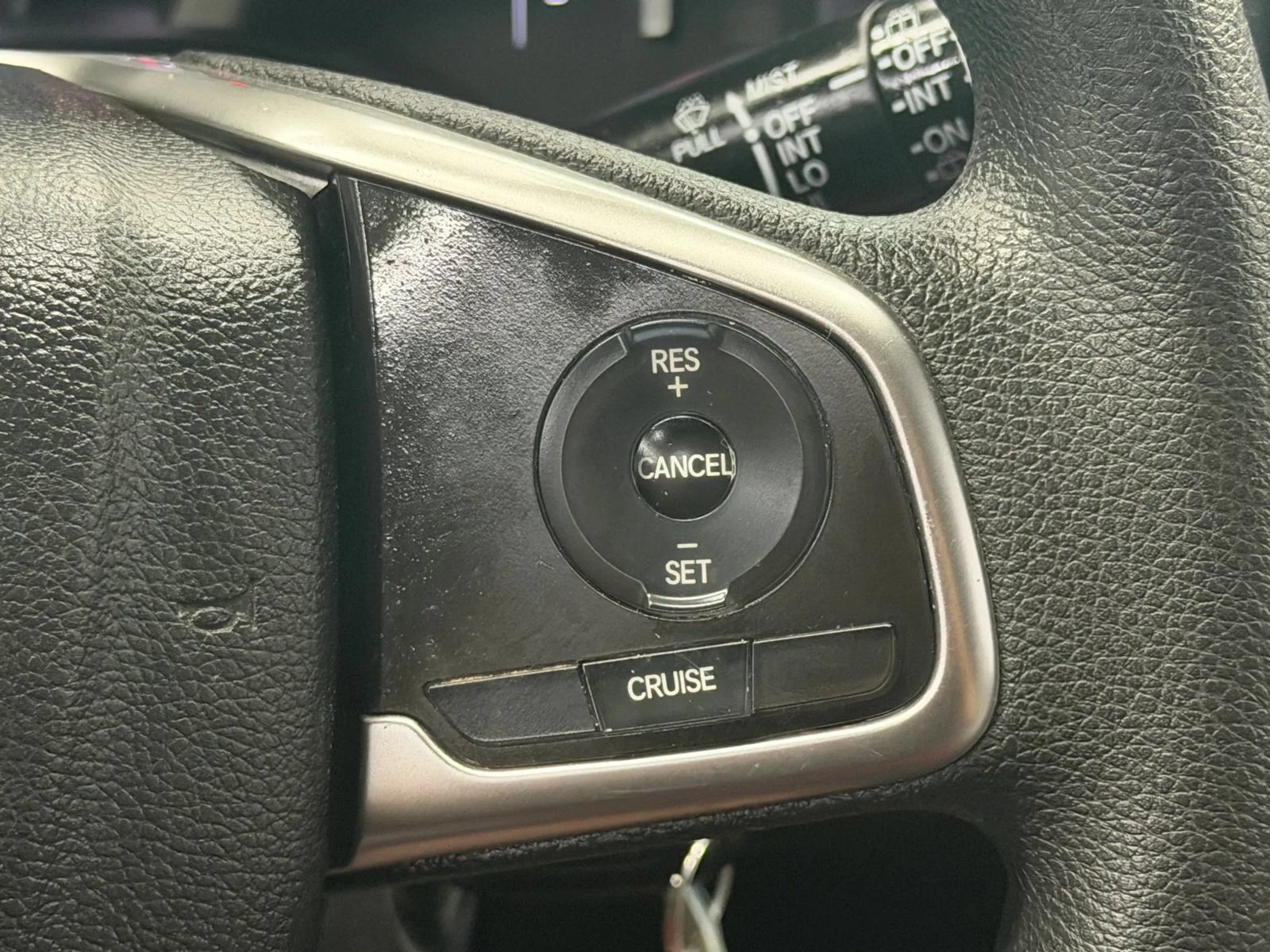 Used 2018 Honda CR-V LX image 25