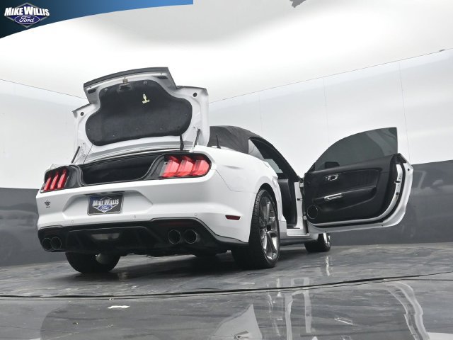 Used 2018 Ford Mustang GT Premium RWD image 29