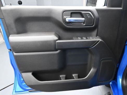 Used 2025 Chevrolet Silverado 1500 Custom w/ Turbomax Blackout Package RWD image 13