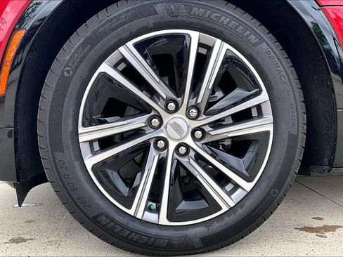 Used 2024 Cadillac Lyriq Luxury RWD image 11