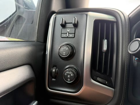 Used 2017 GMC Sierra 1500 SLE w/ SLE Value Package image 16